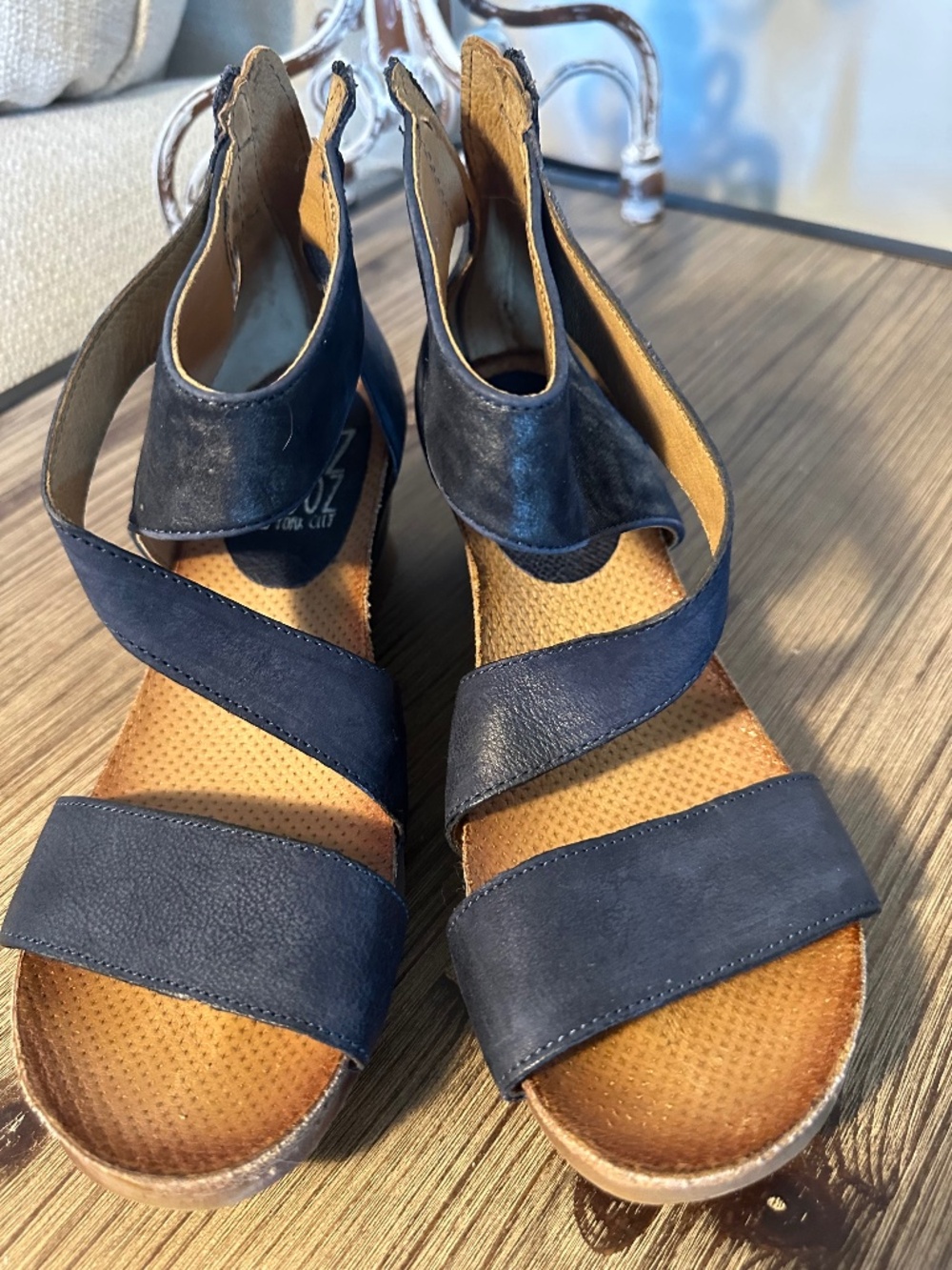 Miz Mooz Zip Sandal, Navy, size 38